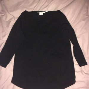 Plain black 3/4 sleeve top